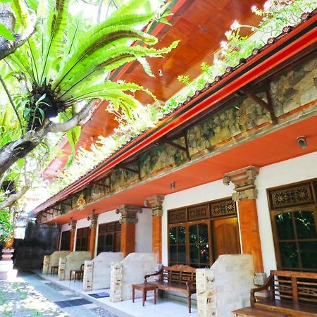 Inada Losmen Seminyak  Luaran gambar