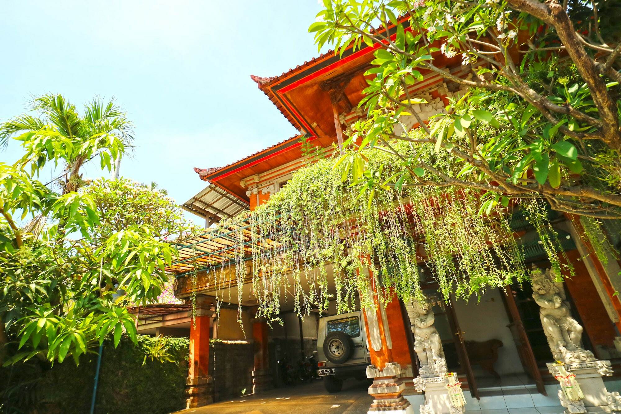Inada Losmen Seminyak  Luaran gambar